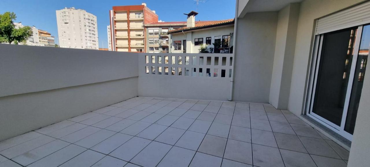 Ferienwohnung Casa Da Praca São João da Madeira Exterior foto